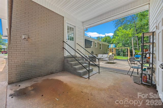 5731 Brookhaven Road, Charlotte, NC 28210