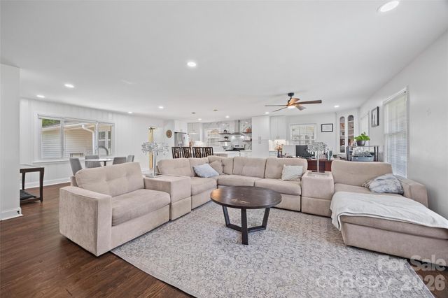 5731 Brookhaven Road, Charlotte, NC 28210