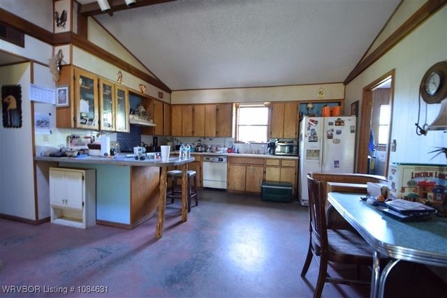 462419 E 1026 Road, Sallisaw, OK 74955