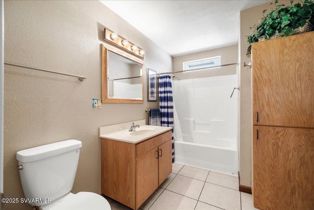 5625 N KRAMER Drive, Rimrock, AZ 86335