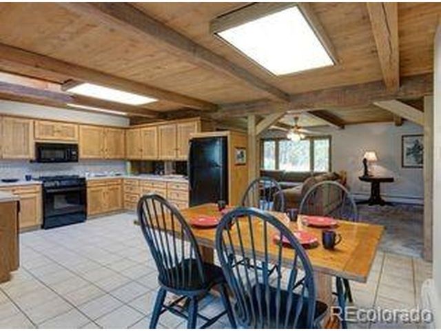 8935 W Bear Creek Dr, Lakewood, CO 80227