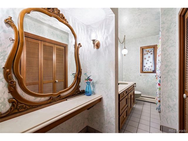 8935 W Bear Creek Dr, Lakewood, CO 80227