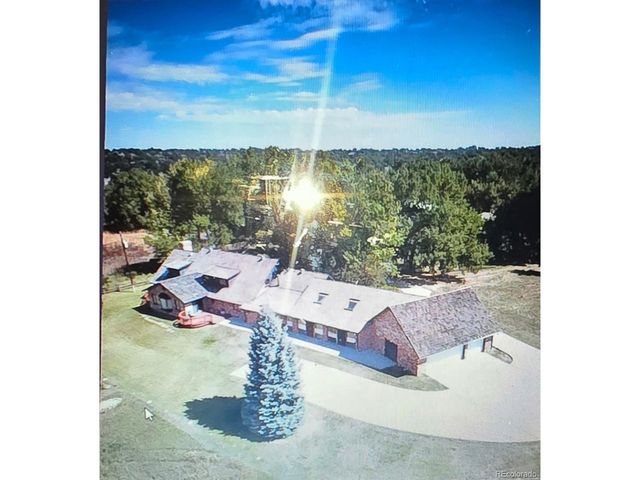 8935 W Bear Creek Dr, Lakewood, CO 80227
