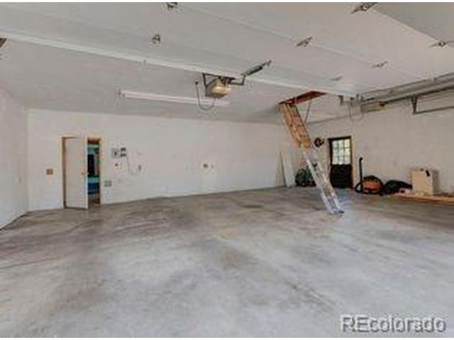 8935 W Bear Creek Dr, Lakewood, CO 80227