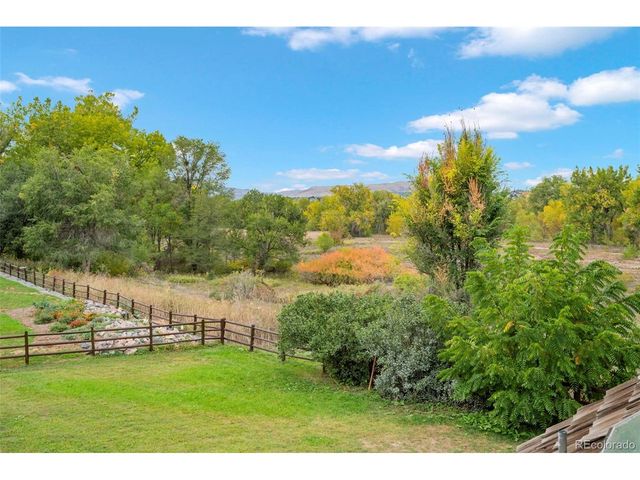 8935 W Bear Creek Dr, Lakewood, CO 80227