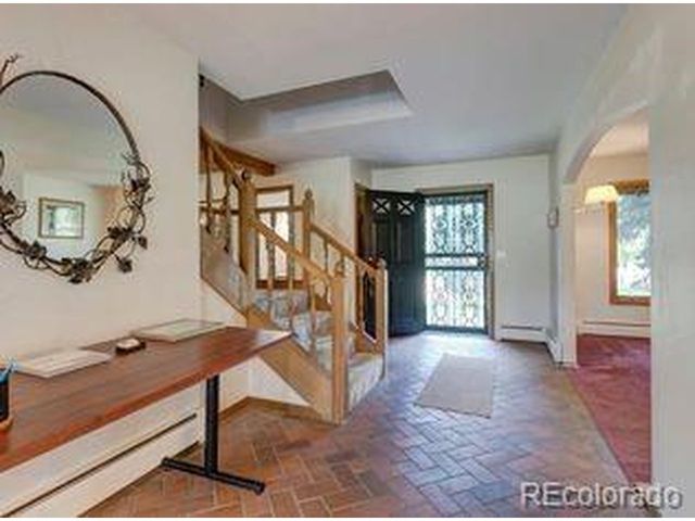 8935 W Bear Creek Dr, Lakewood, CO 80227