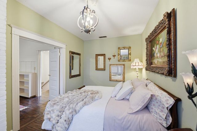 1120 G St, Sacramento, CA 95814
