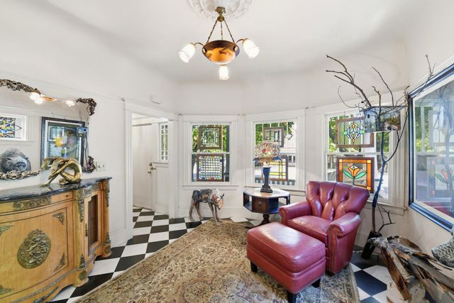 1120 G St, Sacramento, CA 95814