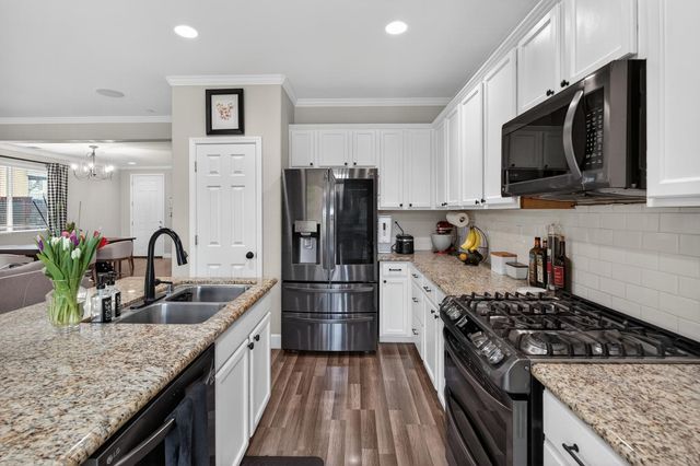 12289 Edyth Lake Way, Rancho Cordova, CA 95742