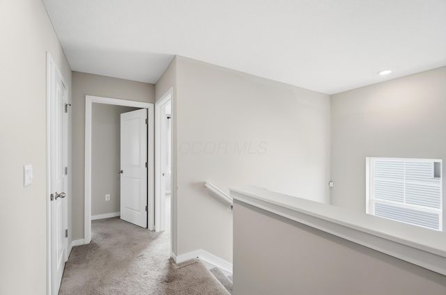 384 Kells Court E, Newark, OH 43055