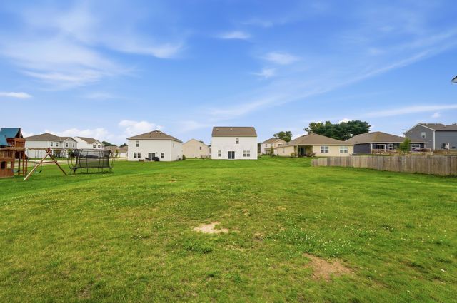 384 Kells Court E, Newark, OH 43055