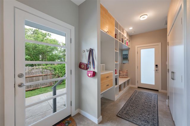 1404 Justin LN, Austin, TX 78757