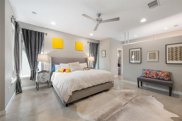 1404 Justin LN, Austin, TX 78757