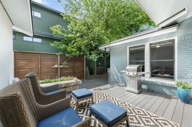1404 Justin LN, Austin, TX 78757