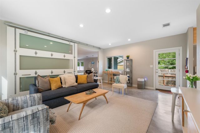 1404 Justin LN, Austin, TX 78757