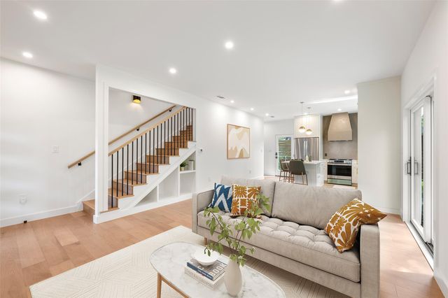 1404 Justin LN, Austin, TX 78757