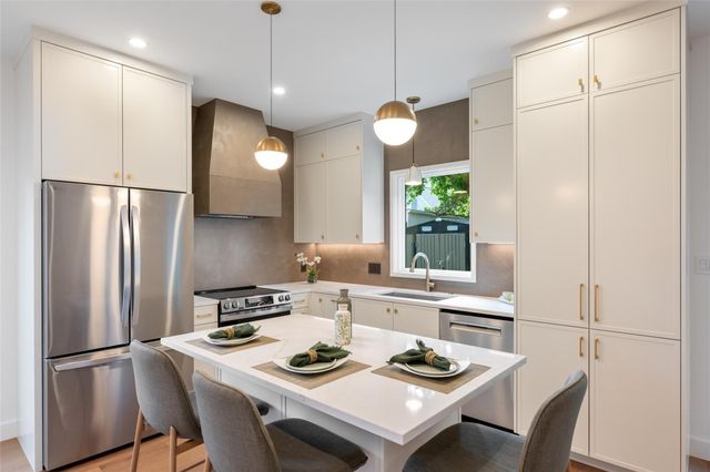 1404 Justin LN, Austin, TX 78757