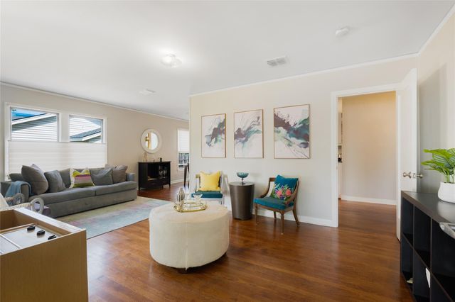 1404 Justin LN, Austin, TX 78757