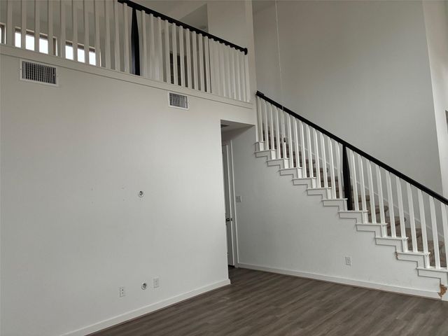 7513 Desert Needle DR, Lago Vista, TX 78645