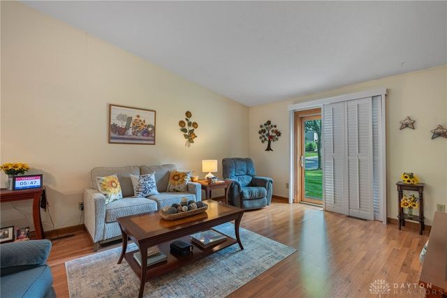 546 Kyle Lane, Fairborn, OH 45324