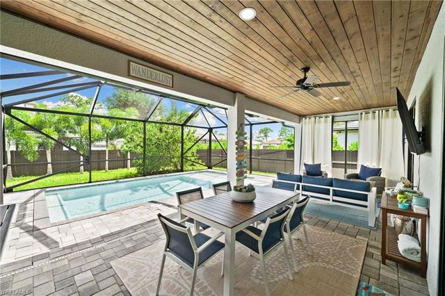 4657 Key Largo LN, Bonita Springs, FL 34134