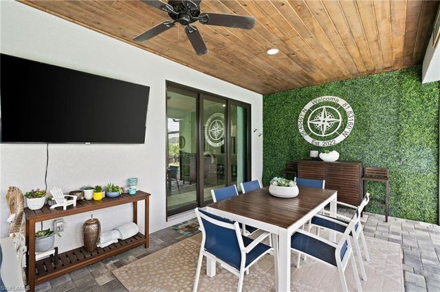 4657 Key Largo LN, Bonita Springs, FL 34134