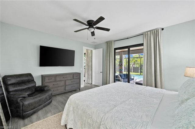 4657 Key Largo LN, Bonita Springs, FL 34134