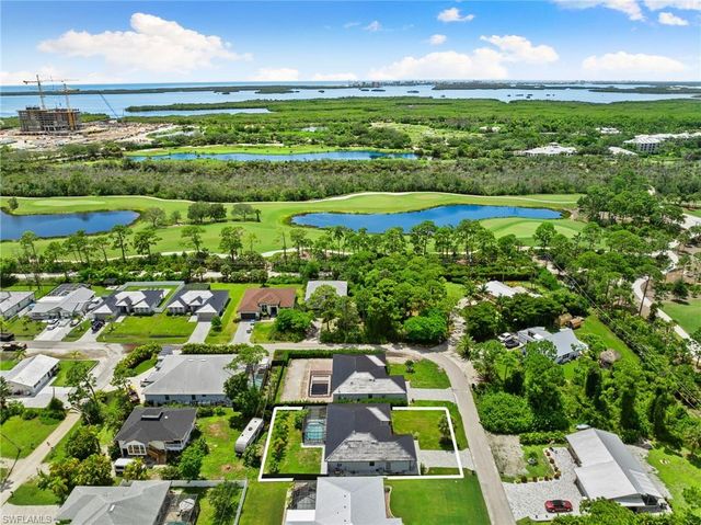 4657 Key Largo LN, Bonita Springs, FL 34134