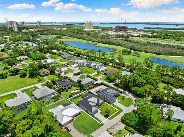 4657 Key Largo LN, Bonita Springs, FL 34134