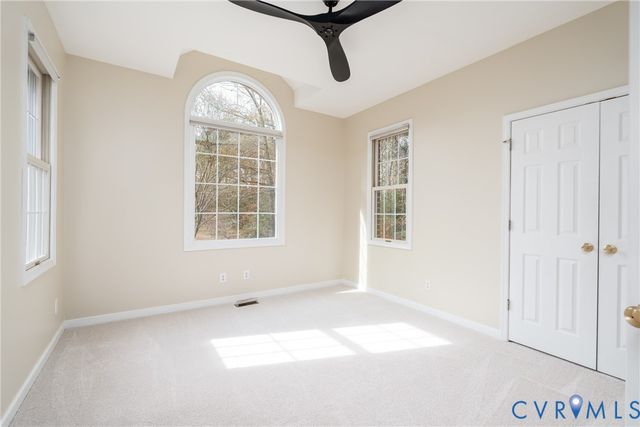 7238 Rural Point Rd, Mechanicsville, VA 23116