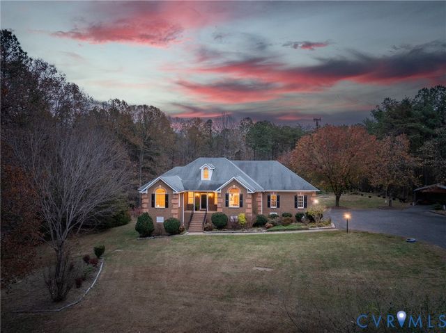 7238 Rural Point Rd, Mechanicsville, VA 23116