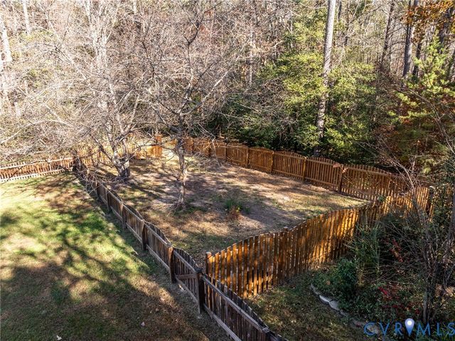 7238 Rural Point Rd, Mechanicsville, VA 23116