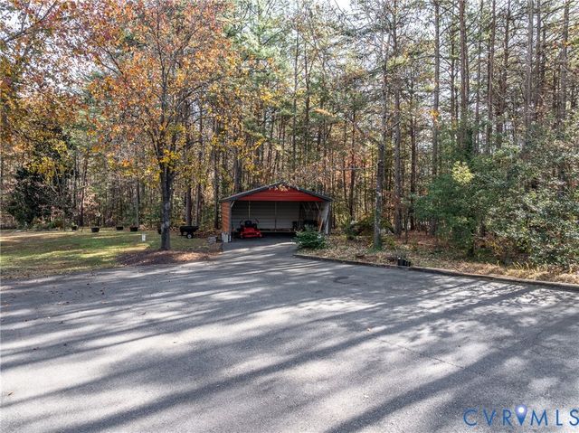 7238 Rural Point Rd, Mechanicsville, VA 23116