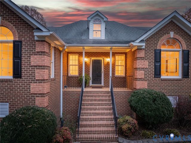 7238 Rural Point Rd, Mechanicsville, VA 23116