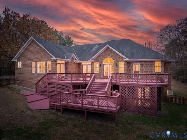 7238 Rural Point Rd, Mechanicsville, VA 23116