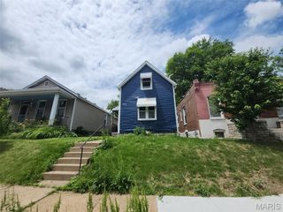 4615 Newport Avenue, St Louis, MO 63116