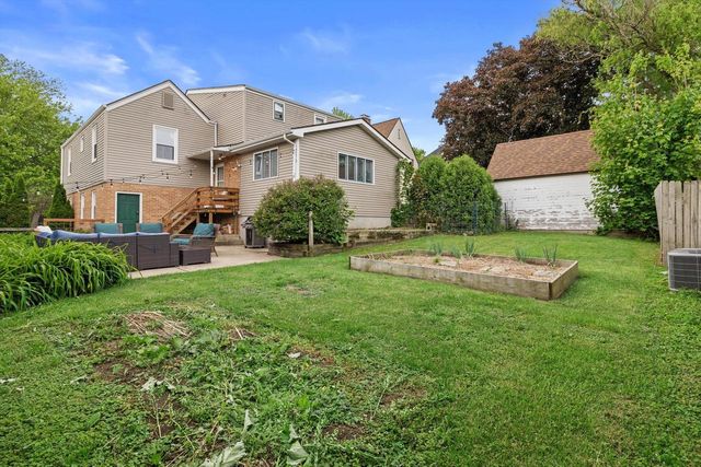 613 Parish STREET, Delavan, WI 53115