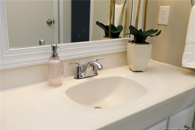 5713 Waldwick Road, Fayetteville, NC 28311