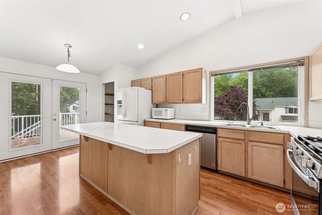 7516 Magnolia Court SE, Lacey, WA 98503