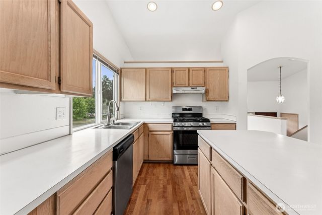 7516 Magnolia Court SE, Lacey, WA 98503