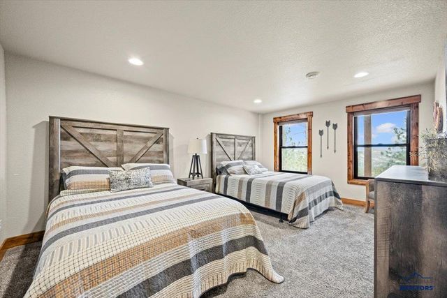 20829 MORNING STAR RD, Lead, SD 57754