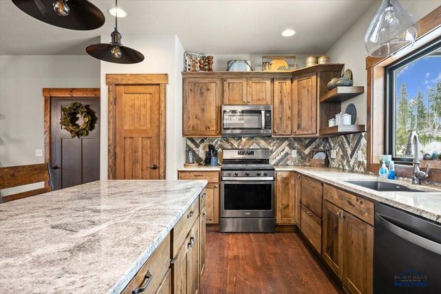 20829 MORNING STAR RD, Lead, SD 57754