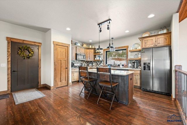 20829 MORNING STAR RD, Lead, SD 57754