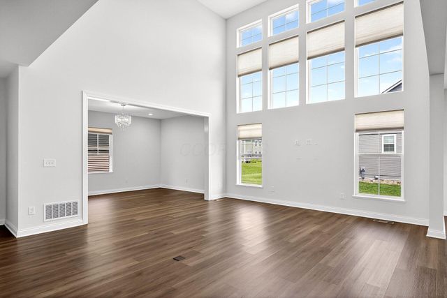 7425 Yarrow Run Road, Plain City, OH 43064