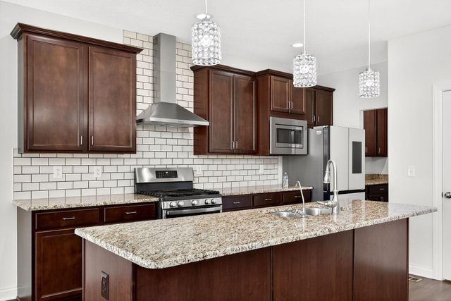 7425 Yarrow Run Road, Plain City, OH 43064