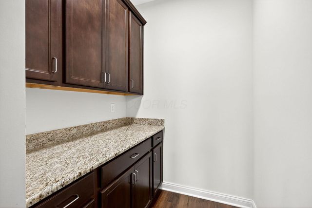 7425 Yarrow Run Road, Plain City, OH 43064