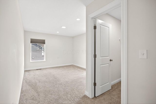 7425 Yarrow Run Road, Plain City, OH 43064