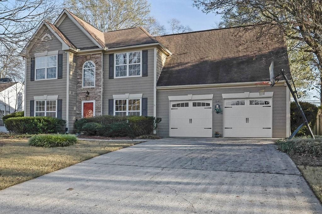 Image 1 of property listing at 1245 Overland Crossing, Alpharetta, GA 30004