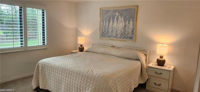221 Fox Glen DR 2207, Naples, FL 34104