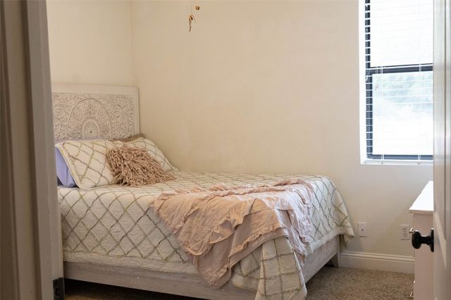 2220 N Village Drive, Bonham, TX 75418